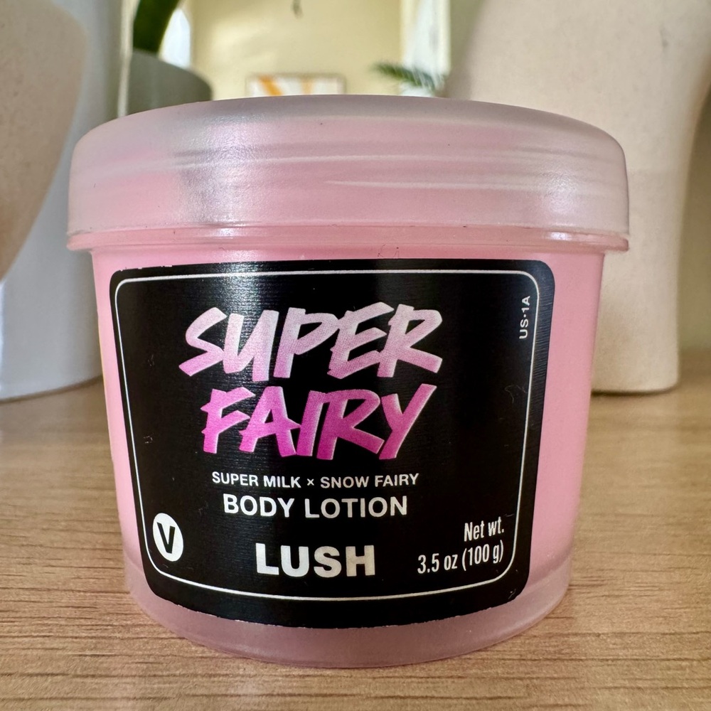 Lush super fairy body lotion